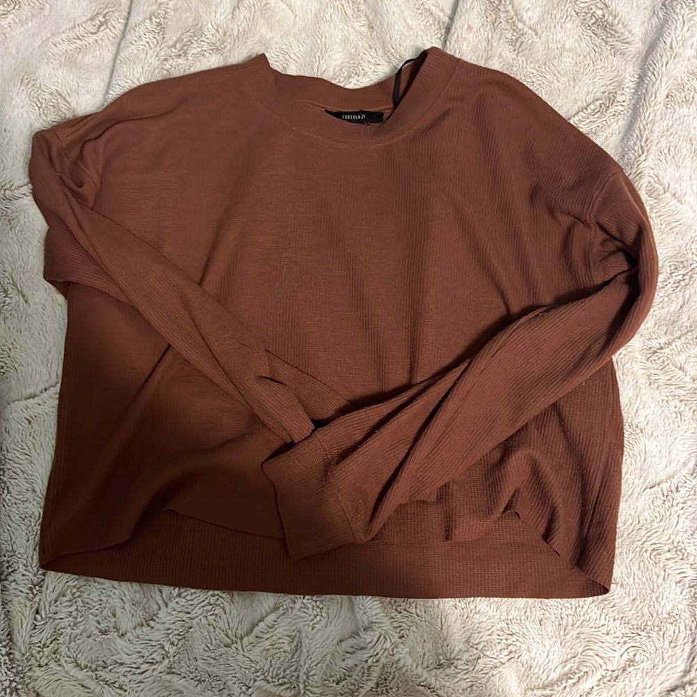 Forever 21 cropped long sleeve - Picture 1 of 2